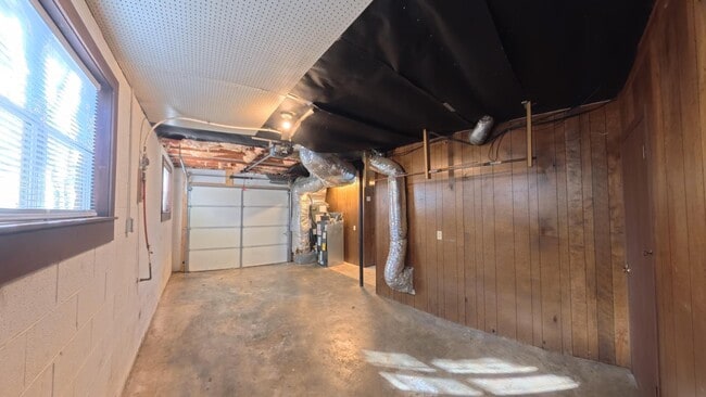 Building Photo - 3690 Nena Cir