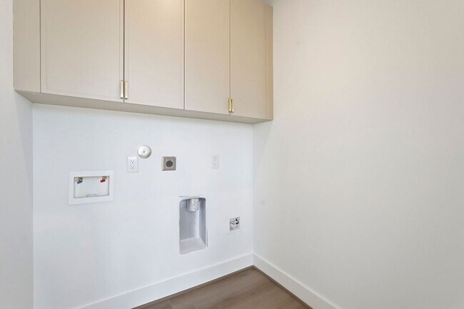 Building Photo - 3830 Wilmer St