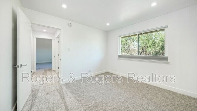 Building Photo - 20272 Pacifica Dr