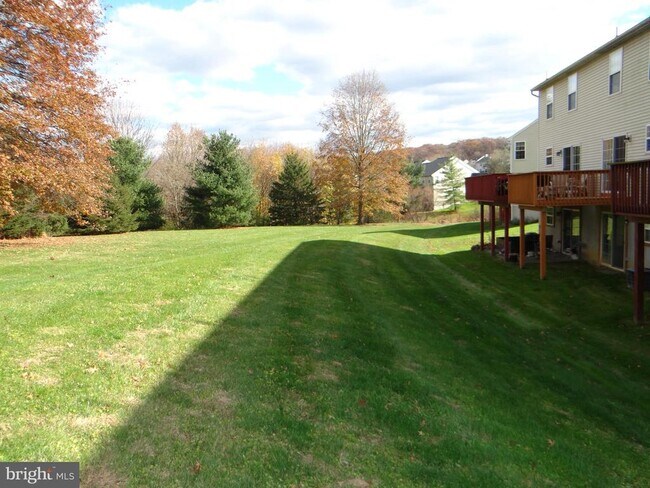 Building Photo - 348 Gavin Dr