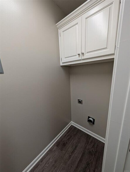 Building Photo - 5236 Main St