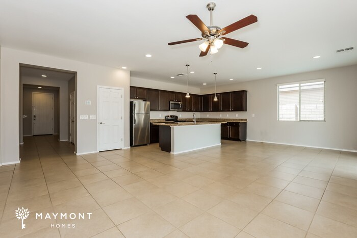 Building Photo - 22460 E Via Del Rancho Rd