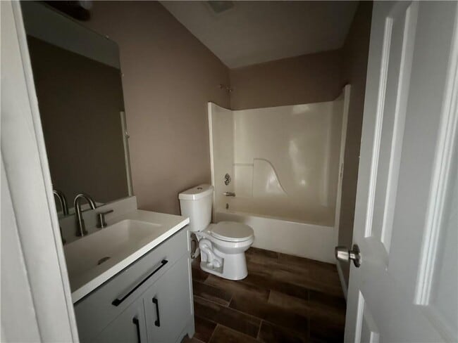Building Photo - 145 Chandler Fields Dr