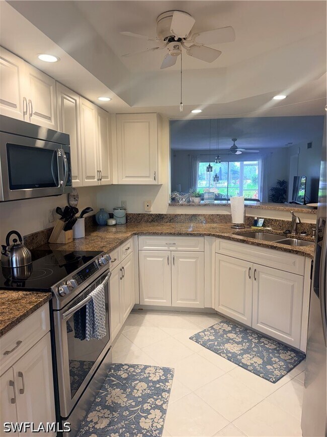 Building Photo - 360 Horse Creek Dr