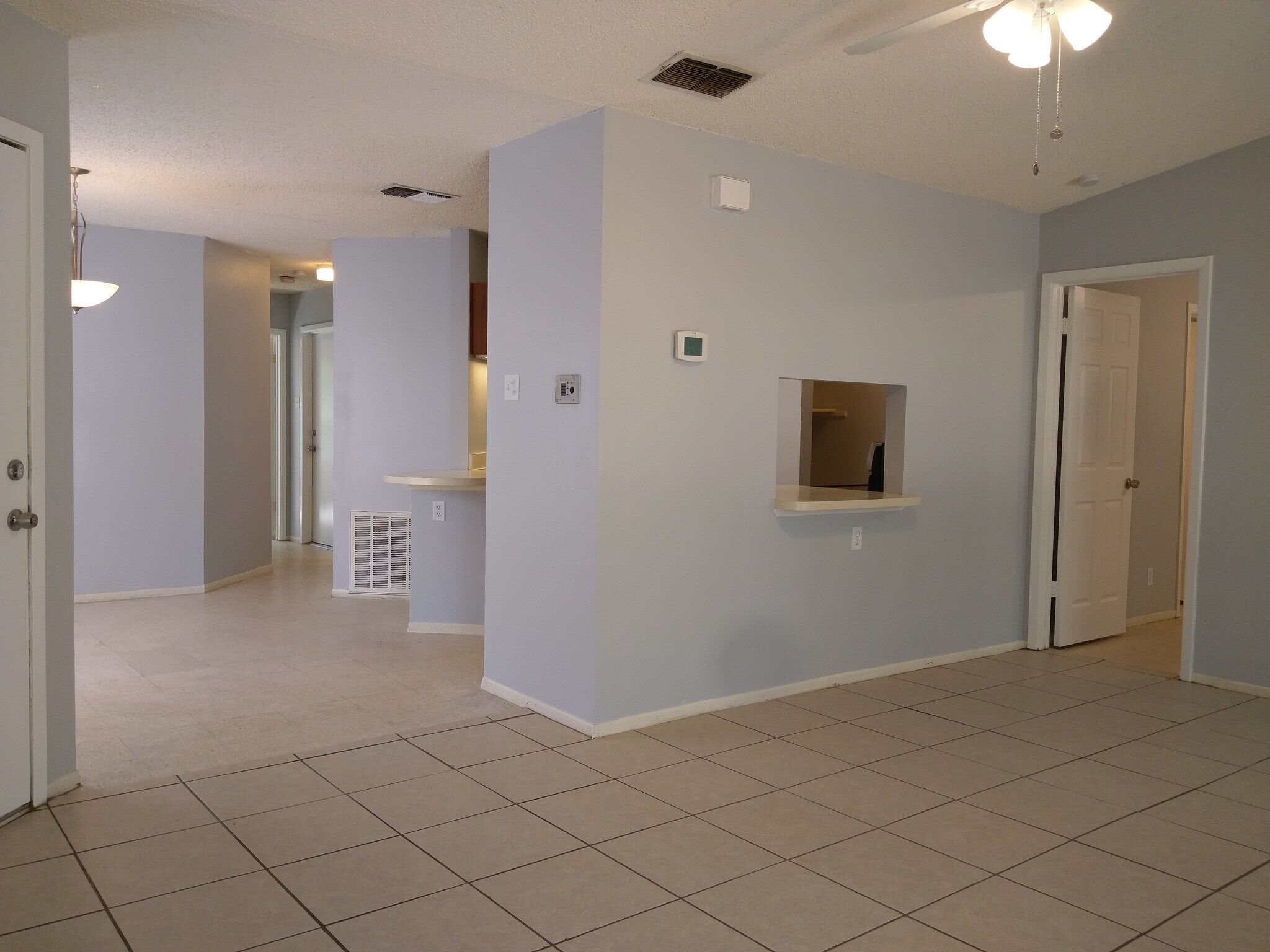 Building Photo - 2506 corian glen dr