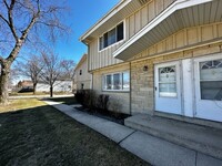 Building Photo - W Good Hope Rd. - Townhouses