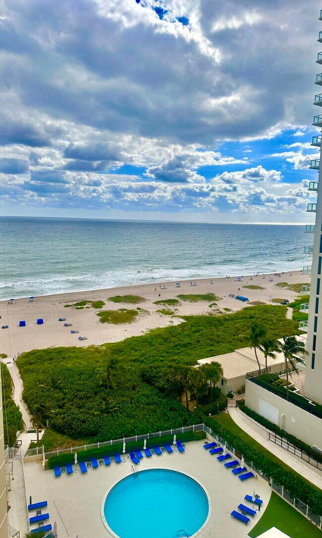 Building Photo - 2800 N Ocean Dr