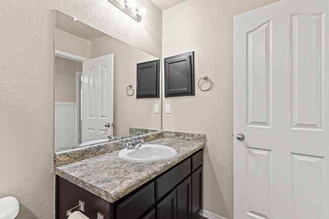 Building Photo - 845 Villa Seca Dr