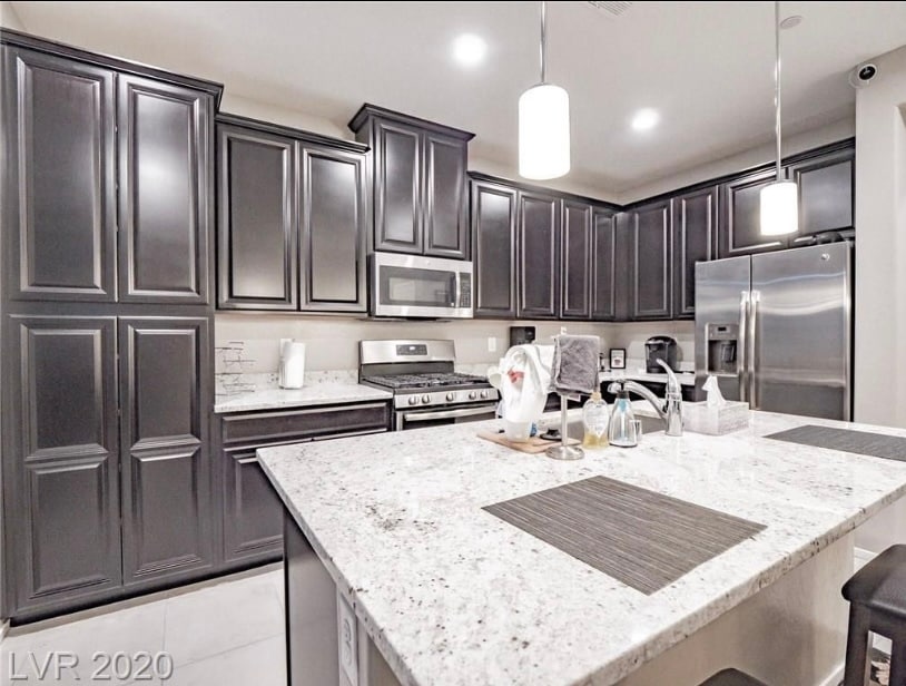 Building Photo - 8418 Classique Ave