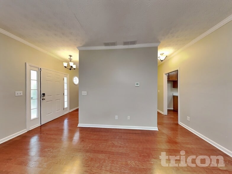 Building Photo - 5378 Fawn Ivey Ln