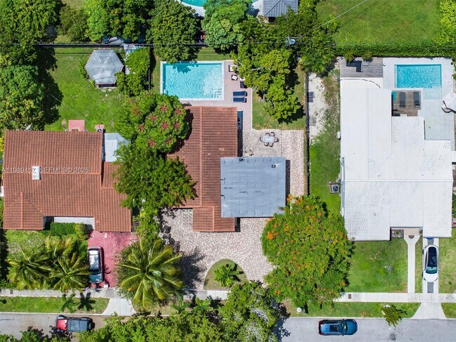 Building Photo - 1924 SW 20th St