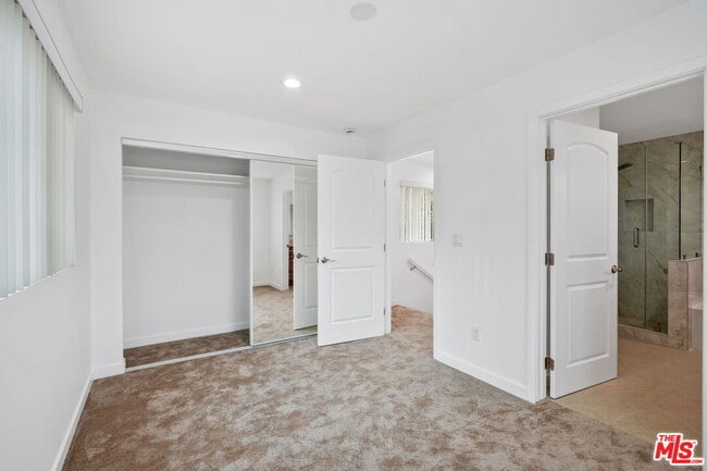 Building Photo - 2754 Dalemead St