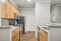 Building Photo - eaves Twin Creeks