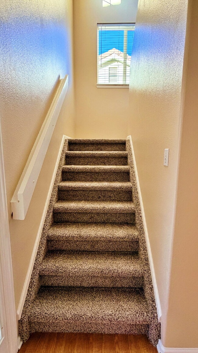 Building Photo - NEW PAINT NEW CARPET!! Fantastic 2-Story Home In Saddle Rock Ridge! 3 Bed 2 Bath 2 Car Garage! Ch...