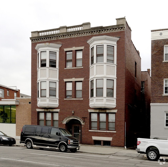 Building Photo - 615 N Pennsylvania St