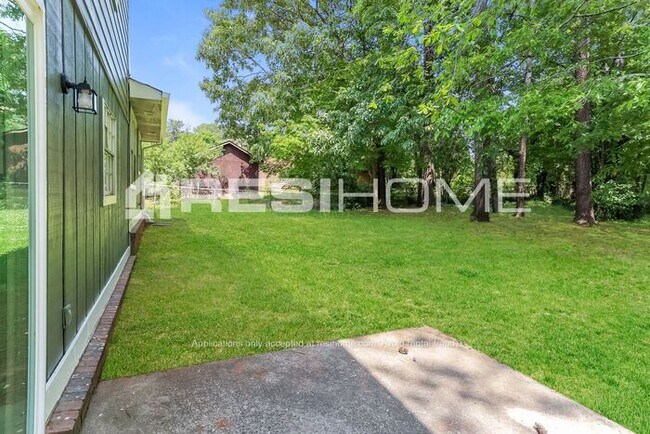 Building Photo - 7904 Stanebrook Dr