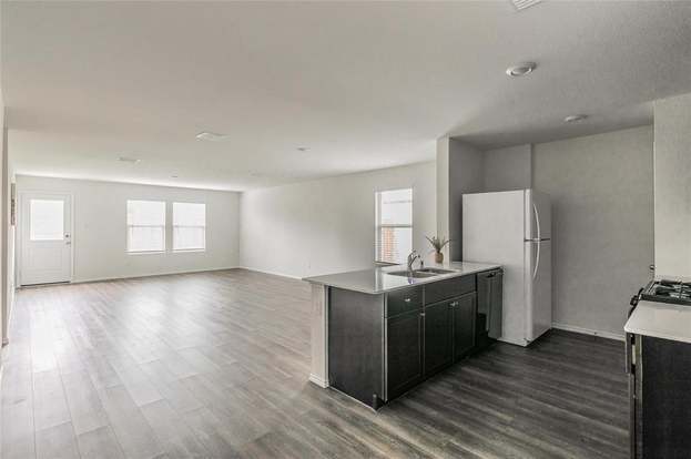 Building Photo - 1705 Avery Pointe Dr