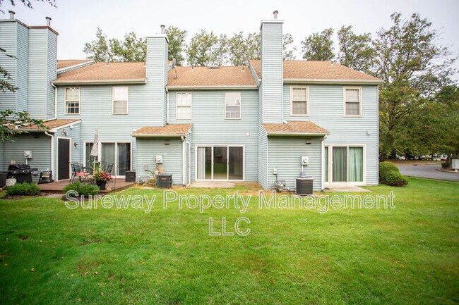 Building Photo - 137 Brent Ct