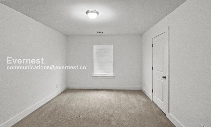 Building Photo - 1924 Dillon Dr