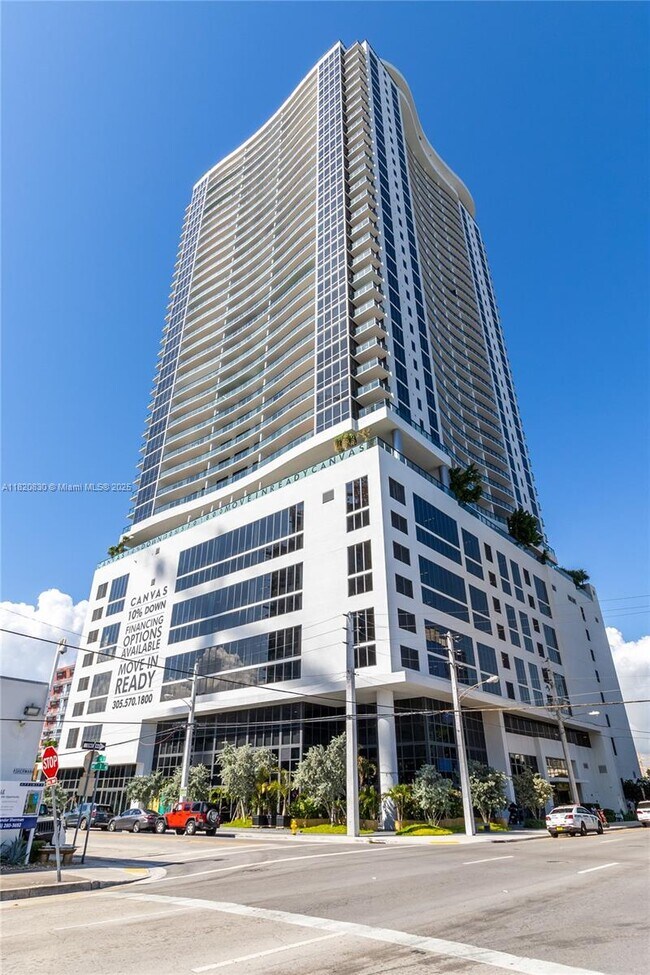 Building Photo - 1600 NE 1st Ave