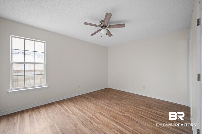 Building Photo - 20938 Liberty Ln
