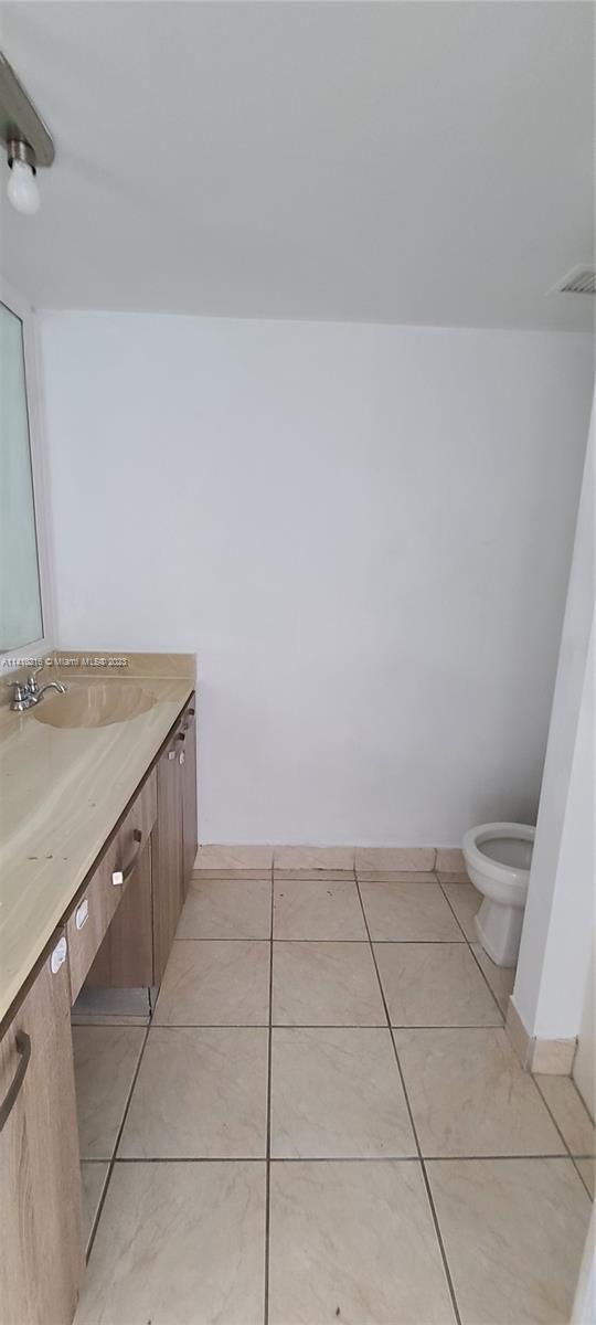 Building Photo - 13499 Biscayne Blvd