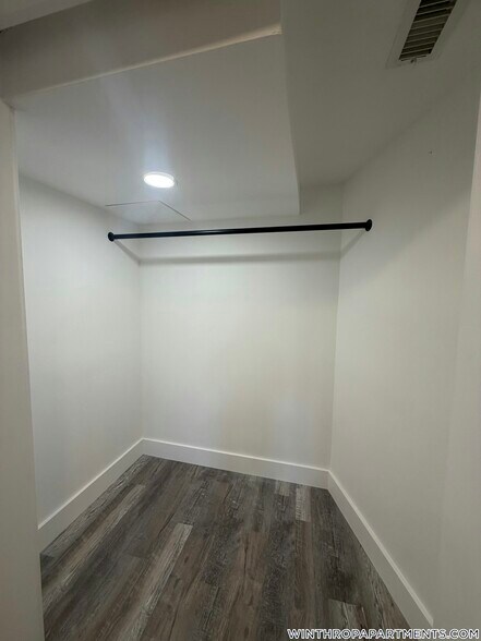 Building Photo - 90 Winthrop Shore Dr
