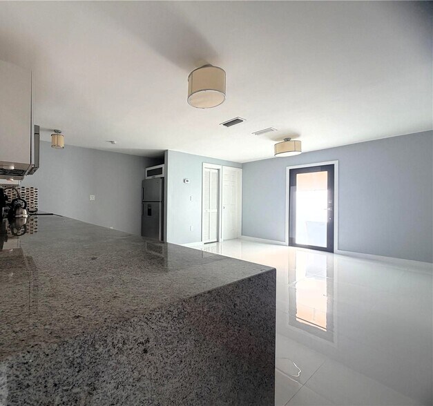 Building Photo - 12701 SW 47th St