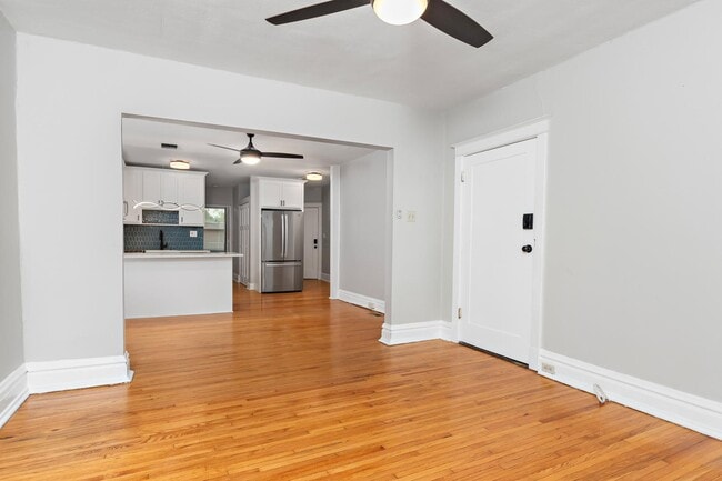 Building Photo - 4333 Forest Park Ave