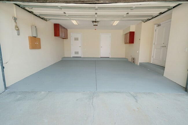 Building Photo - 2784 Deep Canyon Dr