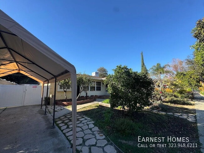 Building Photo - 6641 Murietta Ave