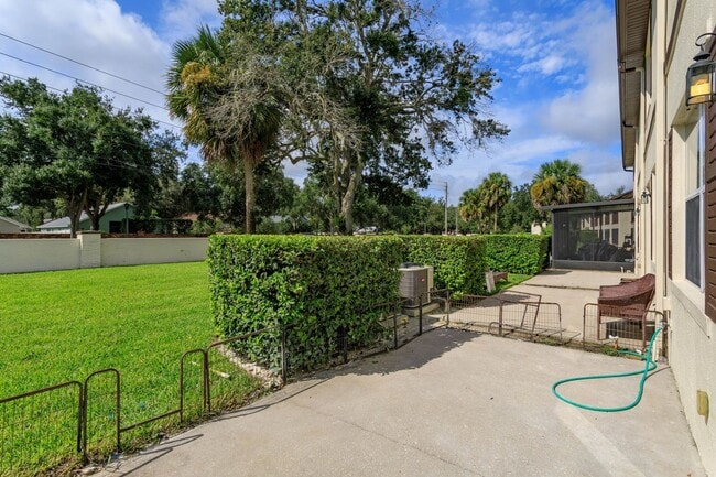 Building Photo - Spacious 4-Bedroom, 2.5-Bathroom Townhome with Modern Finishes and Community Amenities!