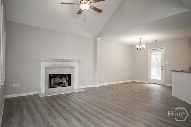 Building Photo - 2400 Rays Church Rd