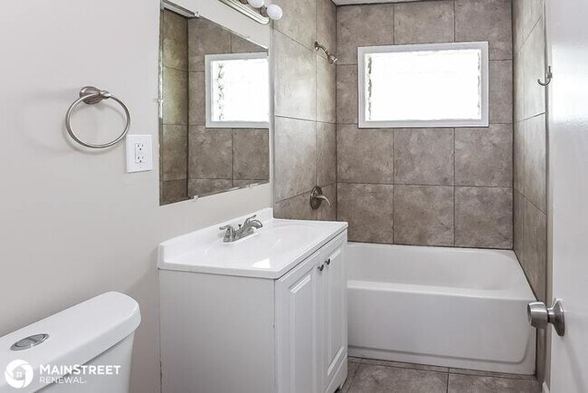 Building Photo - 7403 E 49TH TERR, Kansas City, MO 64129