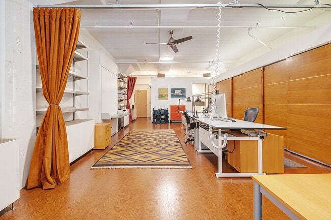 Building Photo - 385 Tehama St