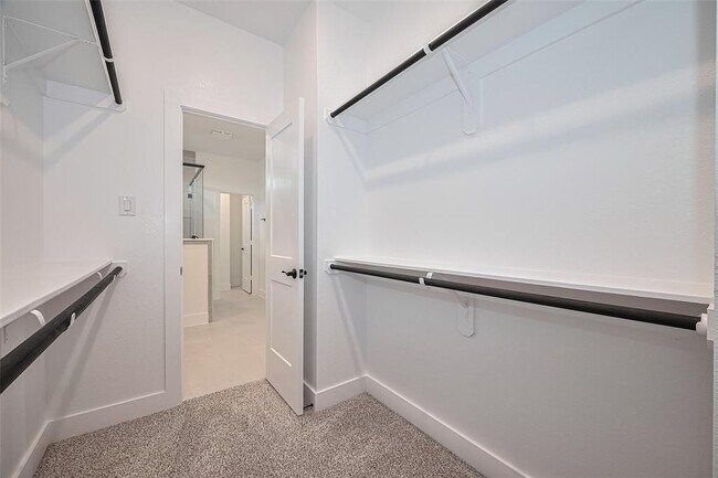 Building Photo - 7746 Meadow Mouse Ln
