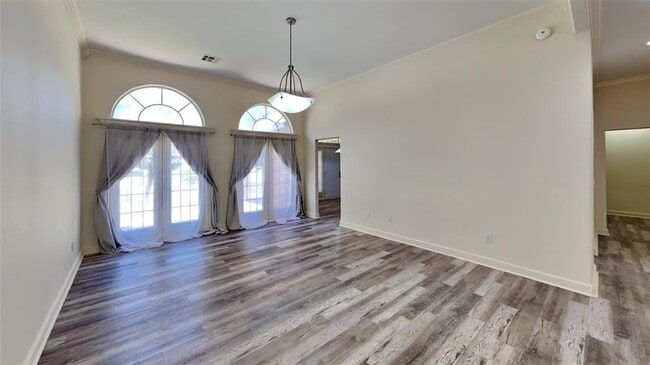Building Photo - 16521 Fenwick Blvd