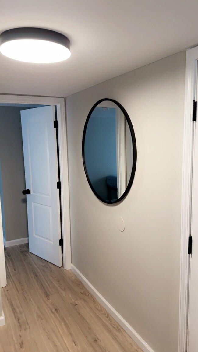 Building Photo - Affordable Co Living 2 Bedroom 1 Bathroom Home Available Now $850/mo rent