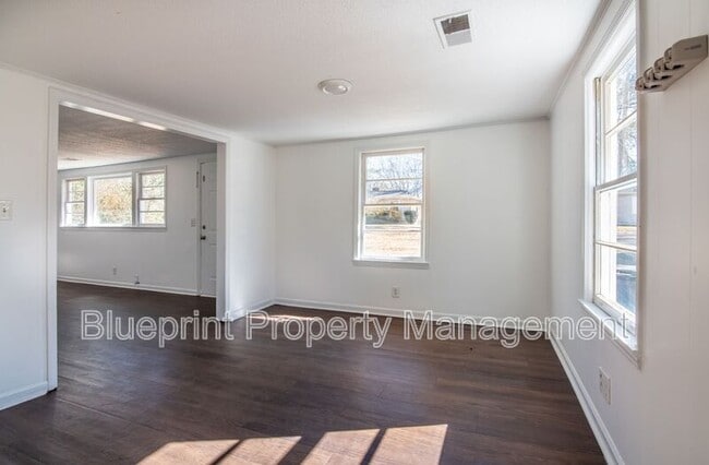 Building Photo - 119 Wheeler Dr