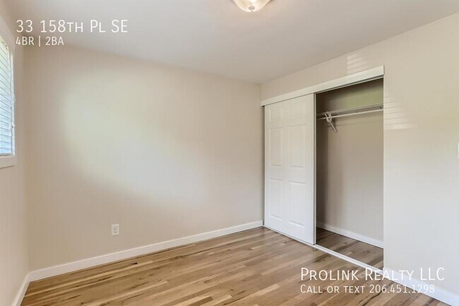 Building Photo - 33 158th Pl SE