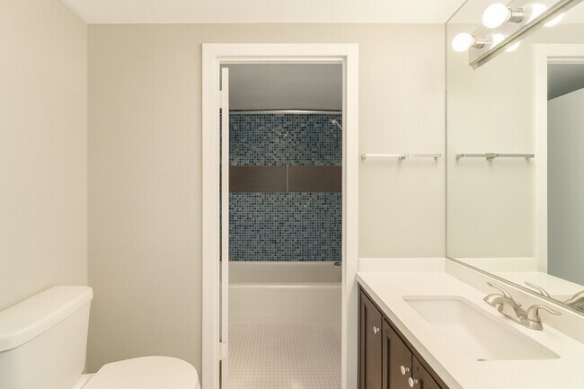 Building Photo - 7510 Hornwood Dr