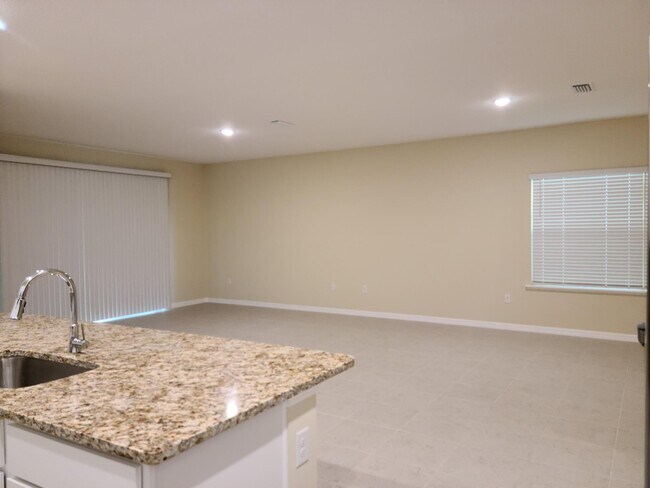 Building Photo - 2050 NW 247th Dr