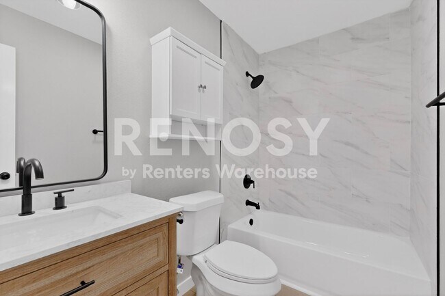 Building Photo - Carrollton GEM Ready For Move-in  ****Rent Concession - 2nd Month Free****
