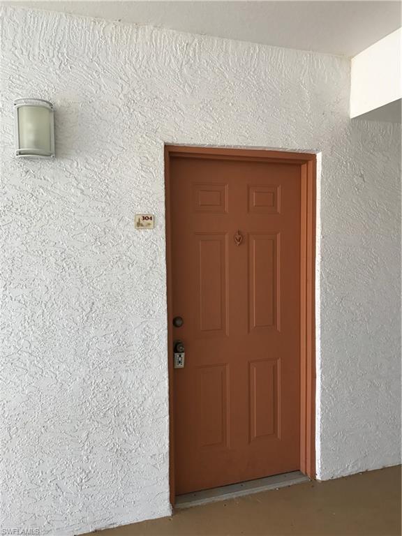 Building Photo - 6400 Aragon Way