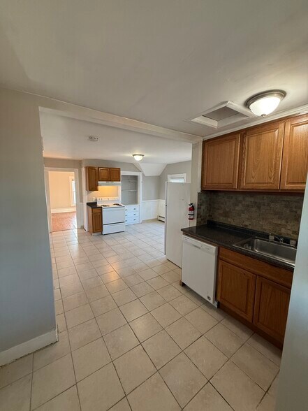 Building Photo - 4 South Harlem Street