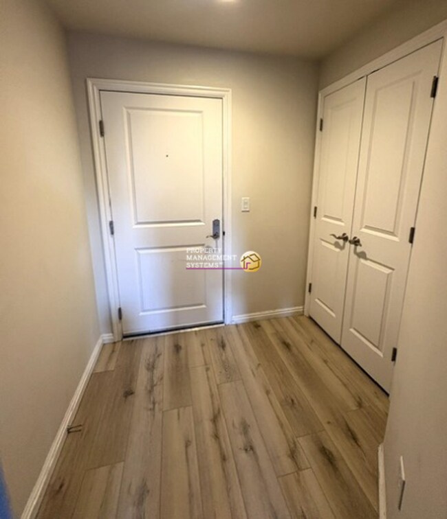 Building Photo - 5 S 500 W