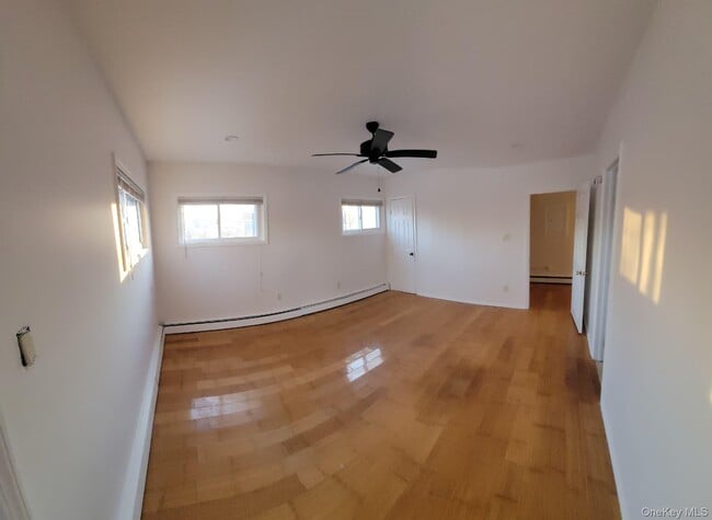 Building Photo - 83 Kraemer St