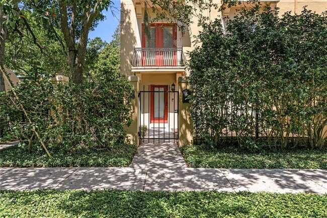 Building Photo - 3010 W Stovall St