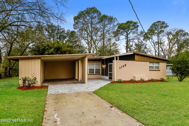 Primary Photo - 1146 Busac Ave