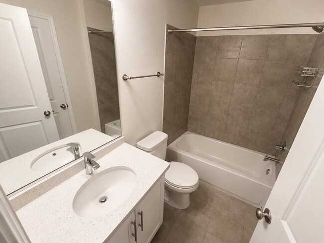Building Photo - 426 Herringbone Wy